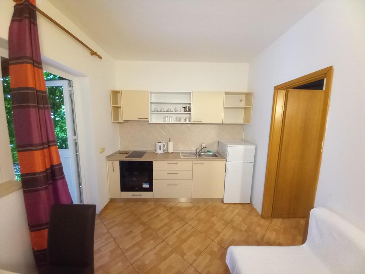 מליני Villa Brasina מראה חיצוני תמונה