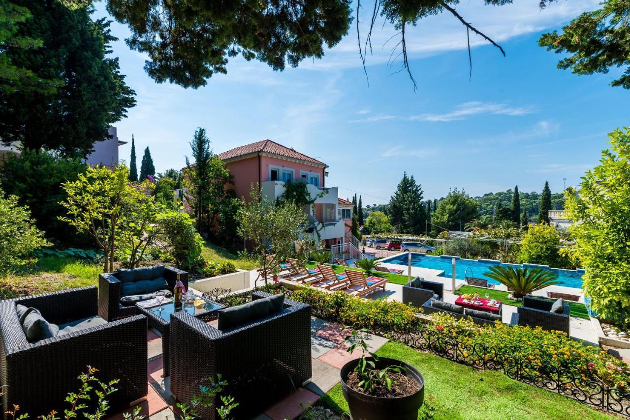 מליני Villa Brasina מראה חיצוני תמונה