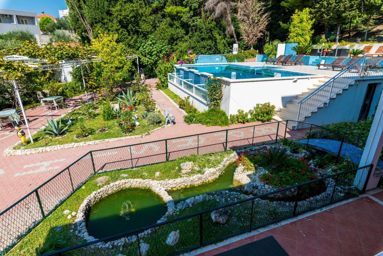 מליני Villa Brasina מראה חיצוני תמונה