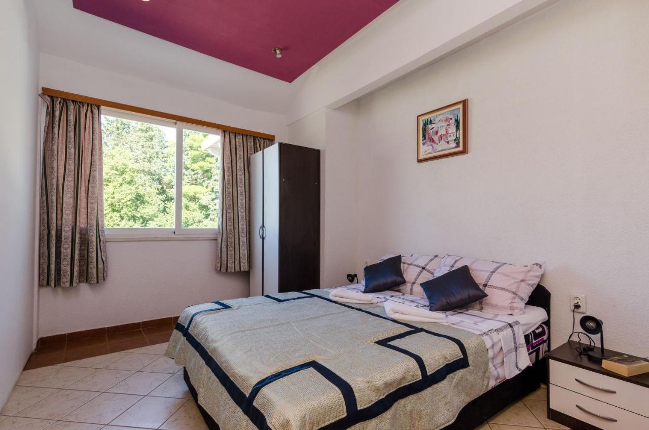 מליני Villa Brasina מראה חיצוני תמונה