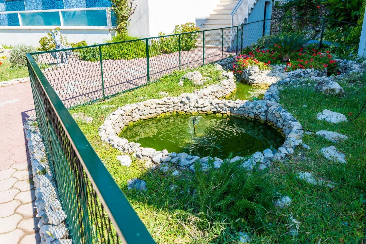 מליני Villa Brasina מראה חיצוני תמונה